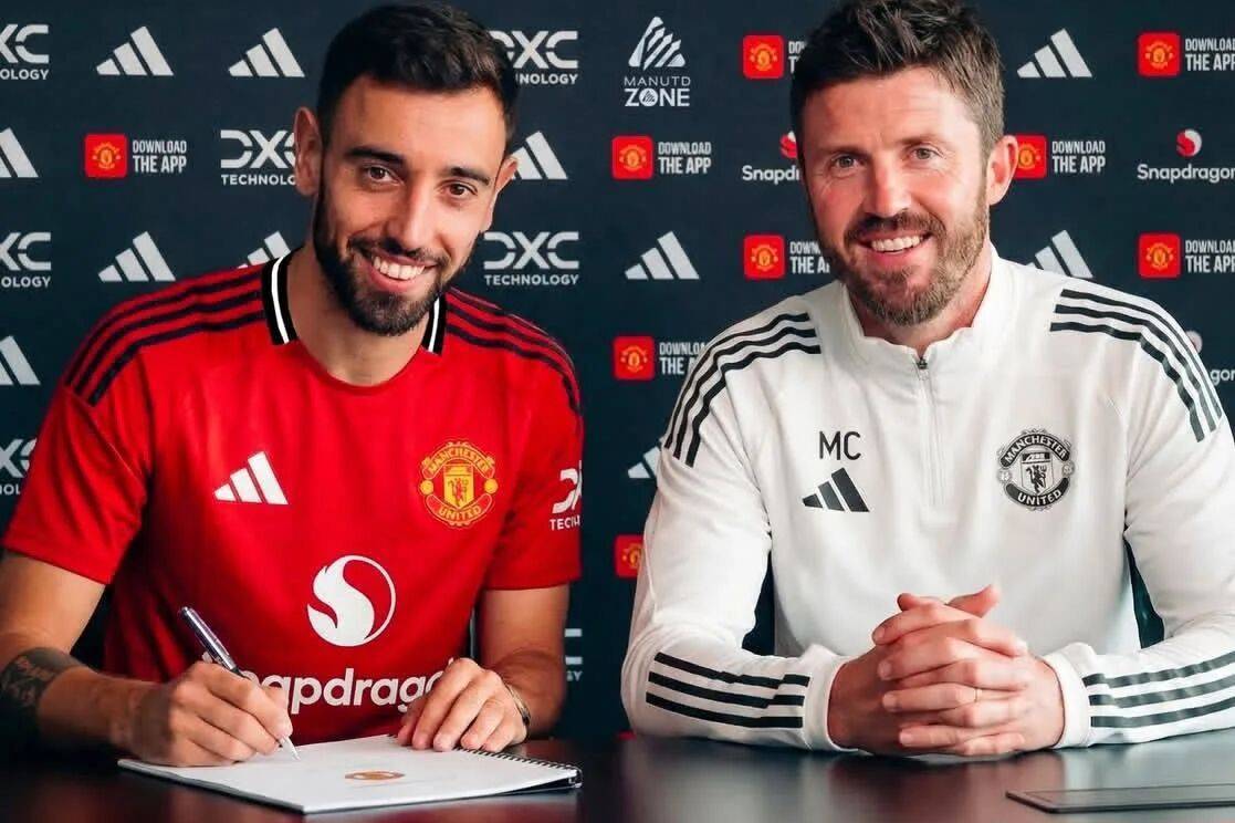 曼联恐亏8500万欲再留B费1年，助新帅过渡！世界杯前双方将定去留